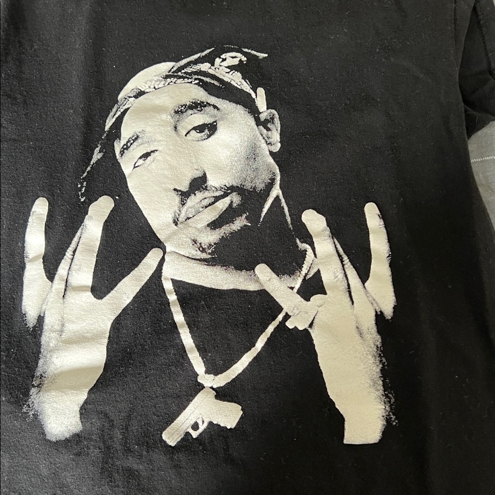 Tupac Shakur Graphic T Shirt Black Size Small 100% Cotton - Picture 3 of 4